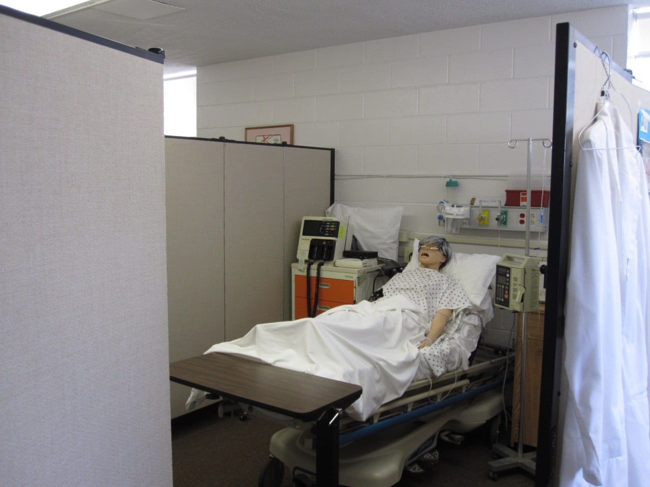 Portable Nursing Privacy Screens Screenflex Portable Dividers