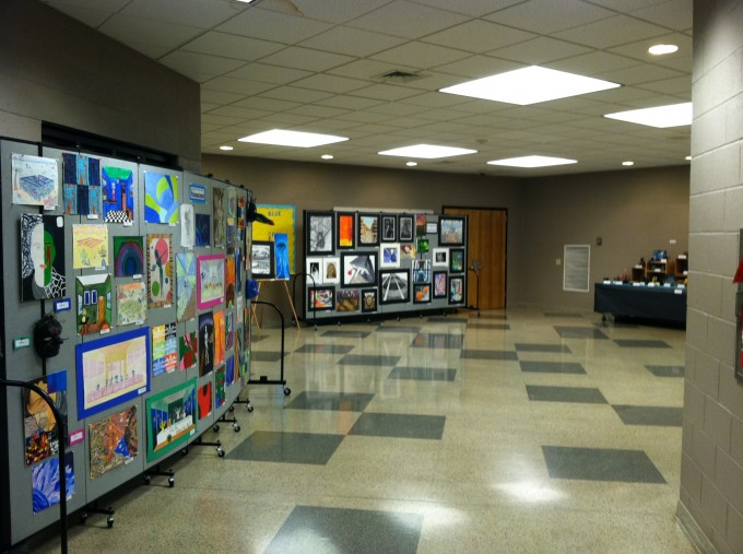 Art Display on Room Dividers