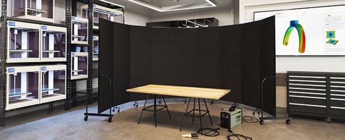 safety dividers-welding screens surrounding a workspace